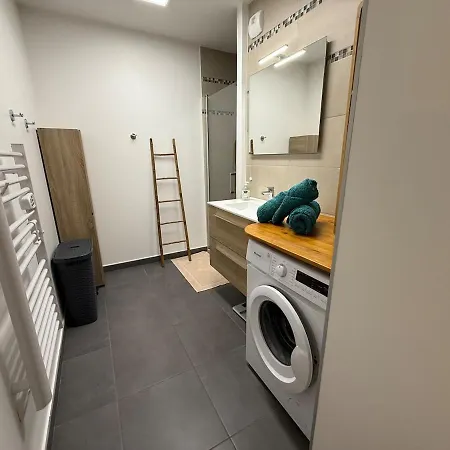 Lägenhet Edera - Wifi, Tv, Piscine